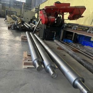 Gia công trục cán, trục quay, Roller ... dài 3m, đường kính lên đến Ø600mm