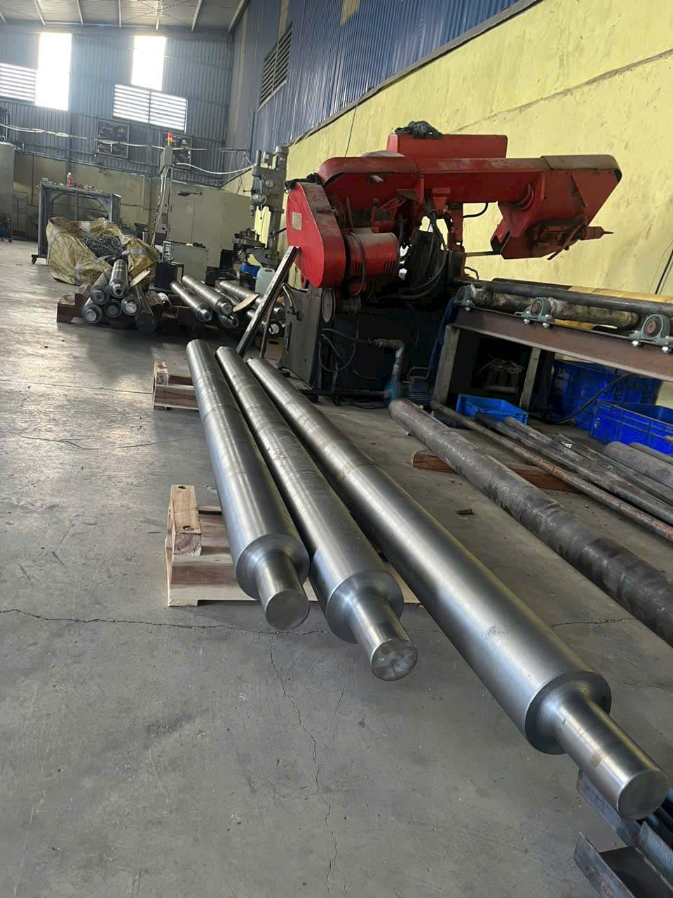 Gia công trục cán, trục quay, Roller ... dài 3m, đường kính lên đến Ø600mm